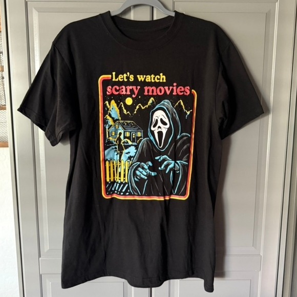 Ghost Face Halloween Let's Watch Scary Movies Graphic Print T-Shirt, Black,L - Picture 1 of 5